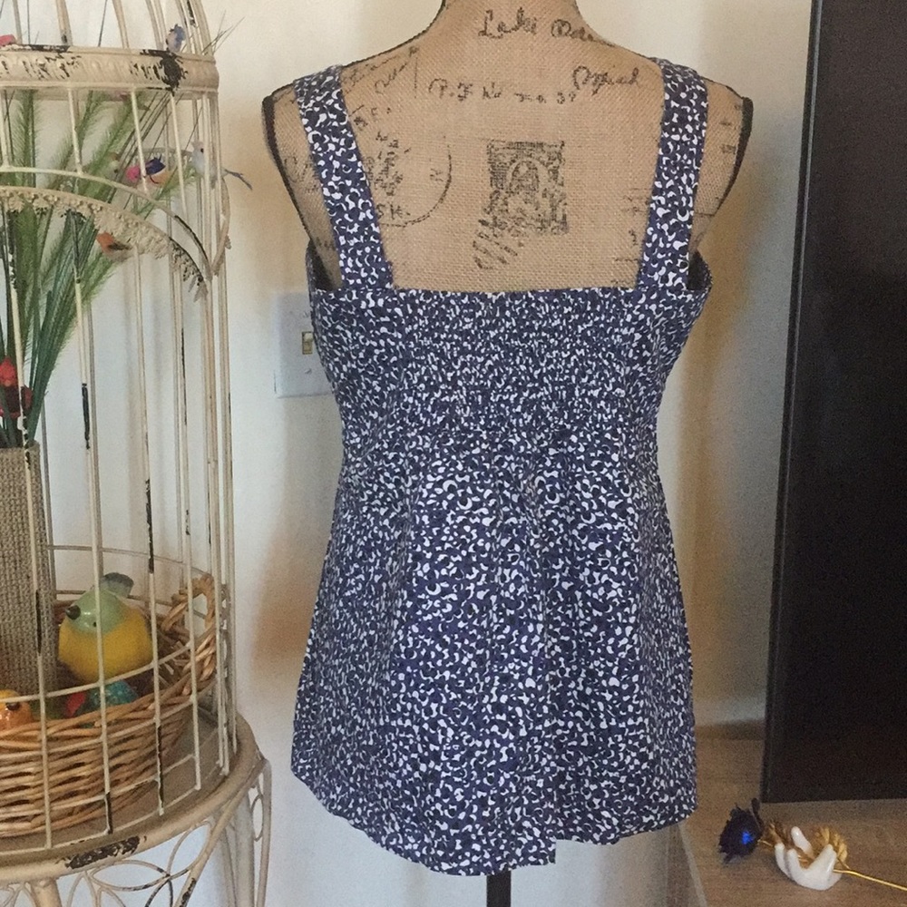 Monroe & Main button down top 💙🖤💙 - Picture 2 of 8